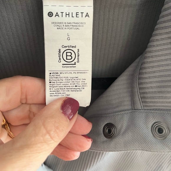 Athleta Flurry Seamless Henley Women's Light Gray Snap-Up Long Sleeve Top🔥NWOT - Picture 7 of 12